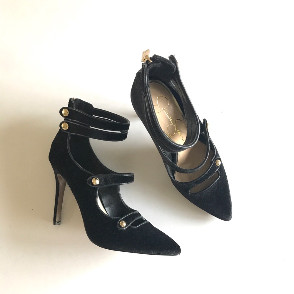 Jessica Simpson black velvet pumps